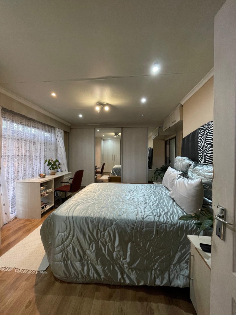 3 Bedroom Property for Sale in Mandela View Free State